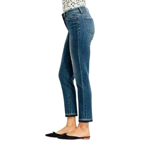 Talbots Women’s Jeans Flawless 5 Pocket Crop Raw Hem Mid Rise Size 4P - Picture 2 of 10